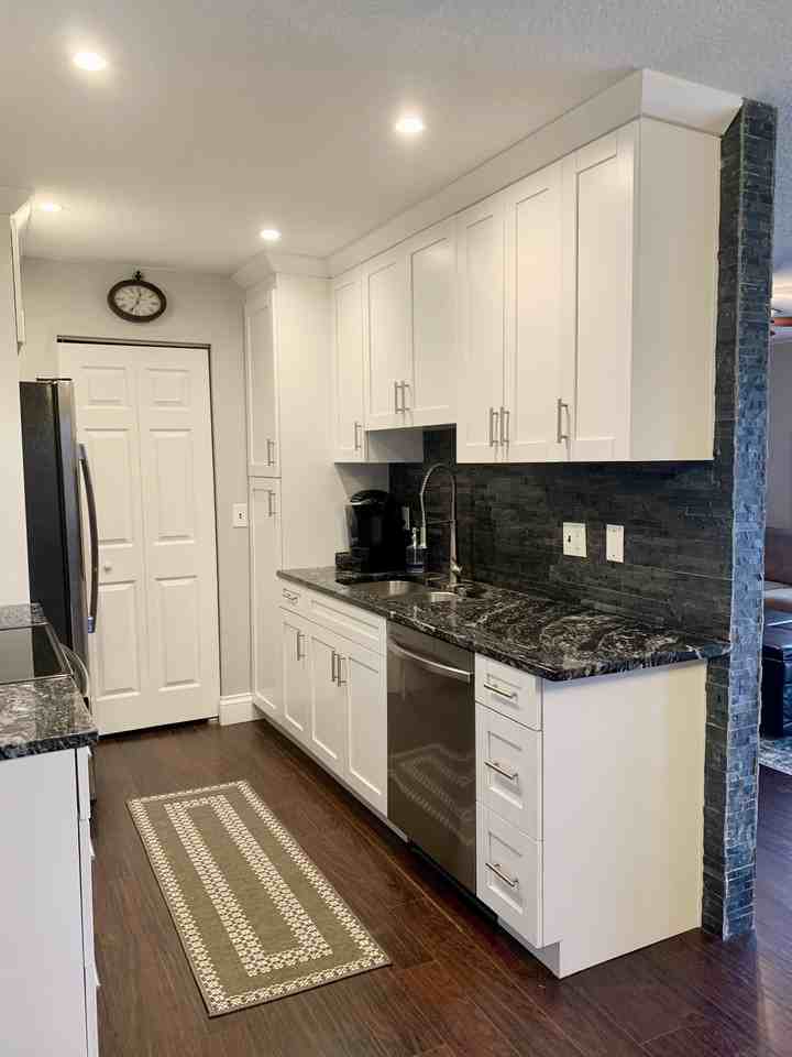 11883 Sturbridge Ln #11883 - Photo 6 of 20