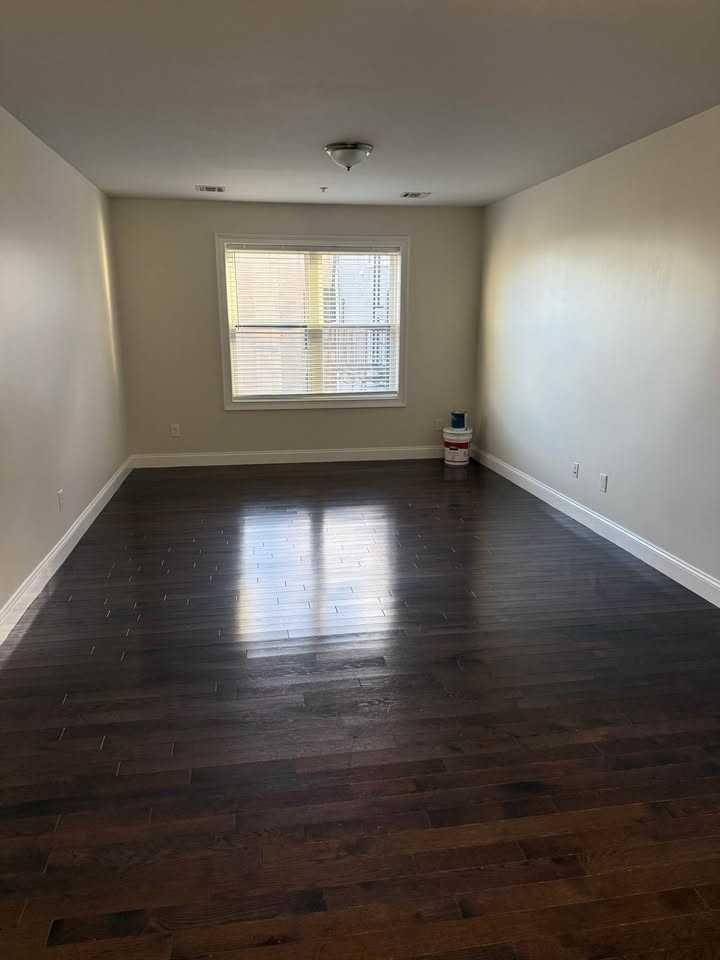 90 Clinton Ave #408 - Photo 4 of 17