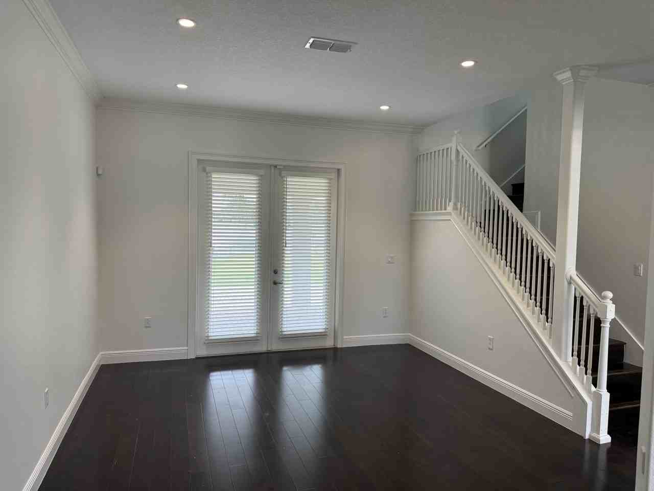 3900 Lake Sarah Dr #NA - Photo 2 of 7