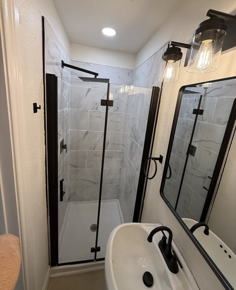 305 Waller St #NA - Photo 4 of 19