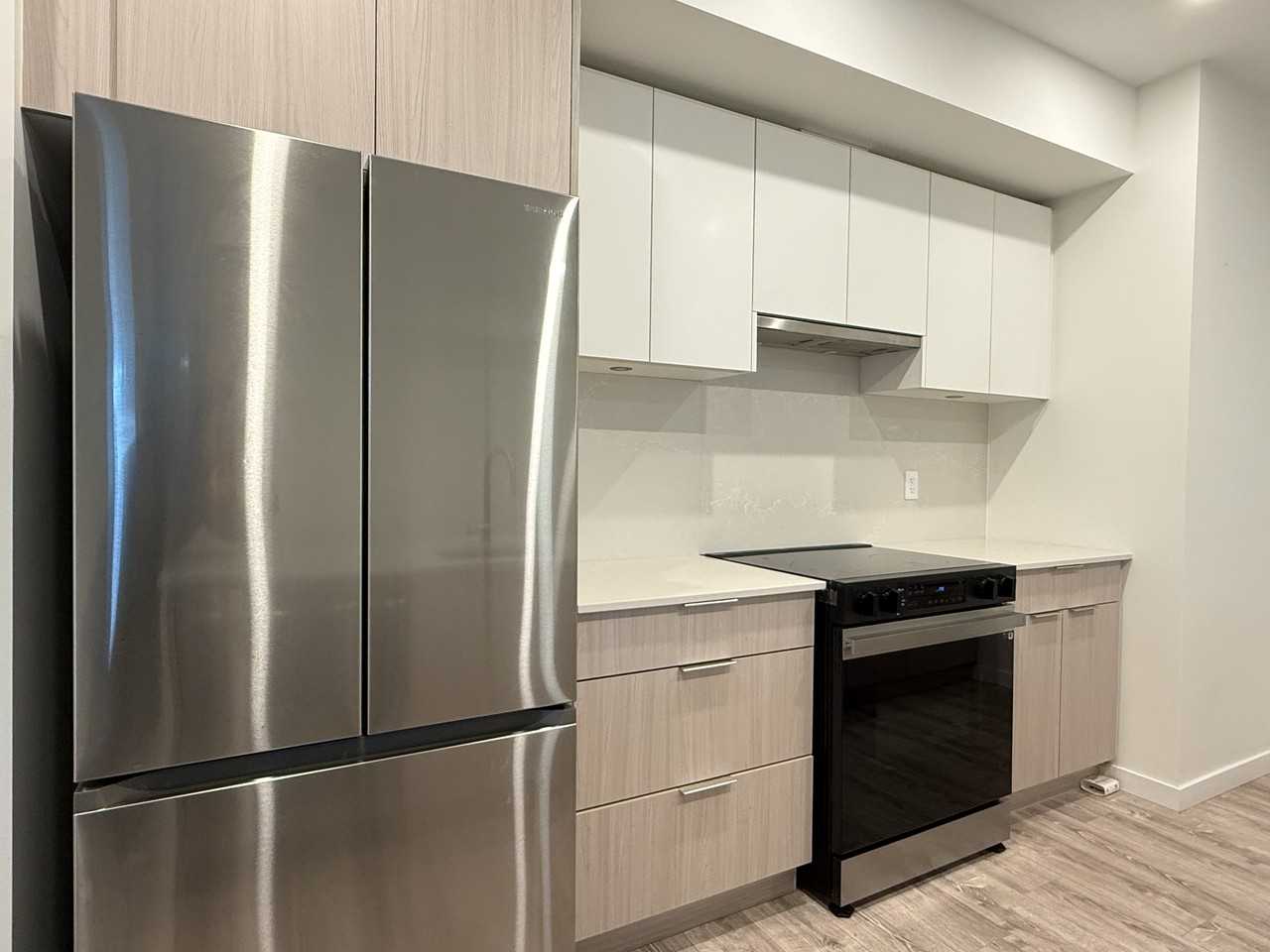 10829 140 Street #2F - Photo 4 of 19