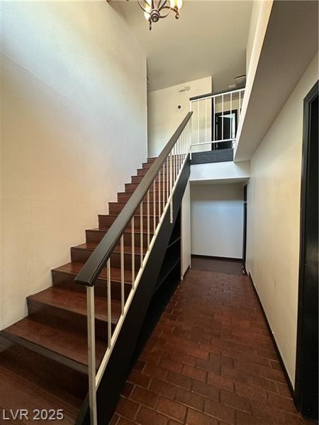 Cherokee Avenue - 5929 W #1 - Photo 2 of 30