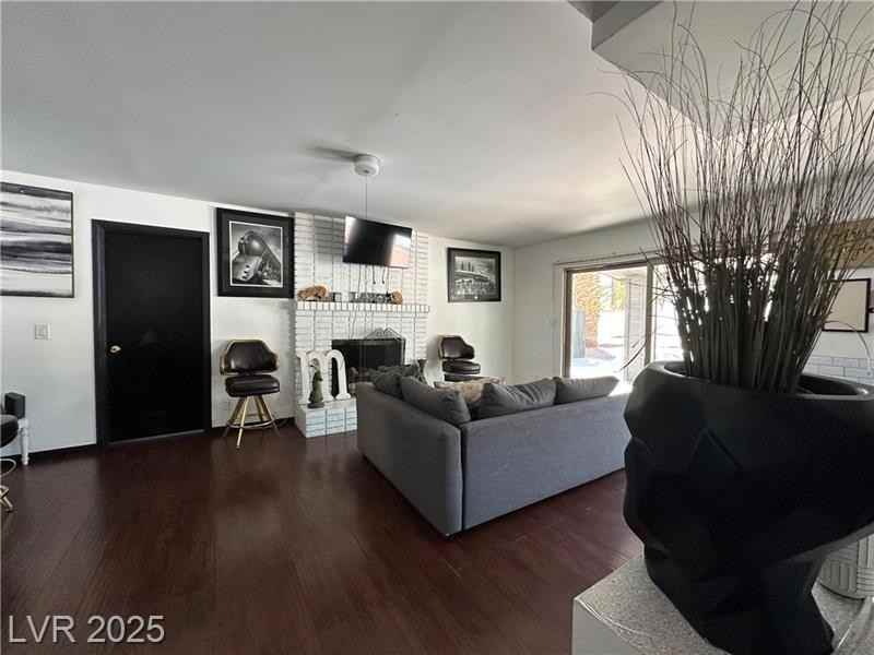 Cherokee Avenue - 5929 W #1 - Photo 6 of 30