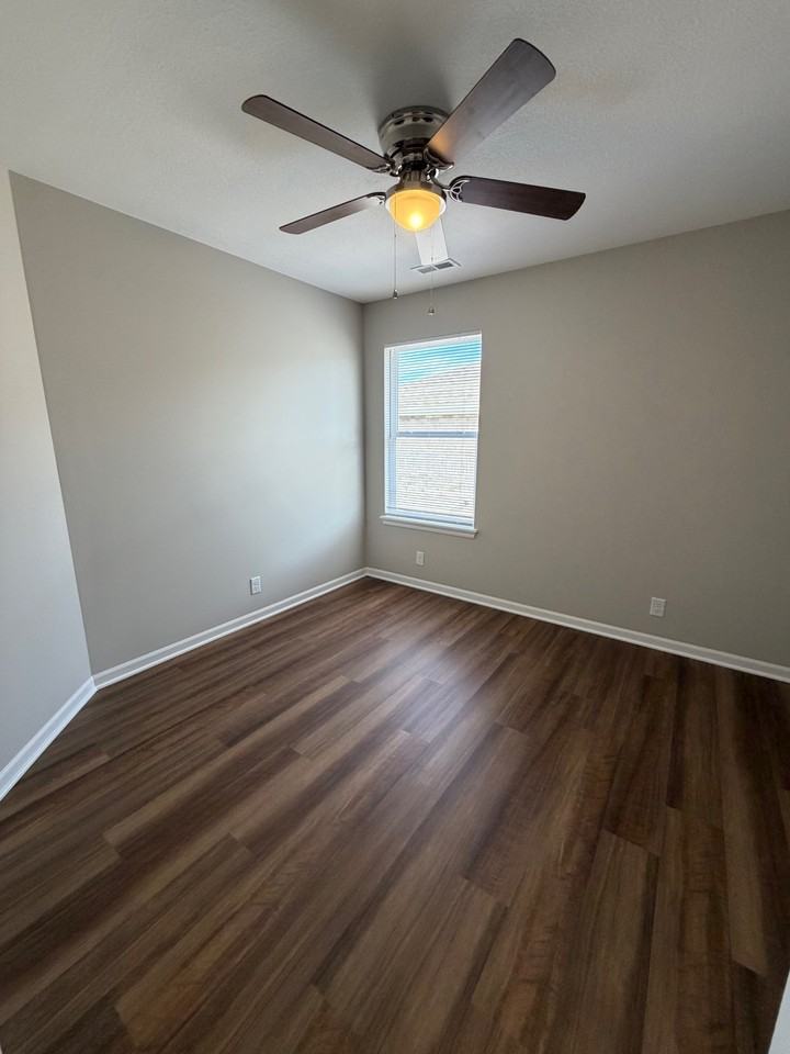 1506 Coventry Dr #A - Photo 6 of 12