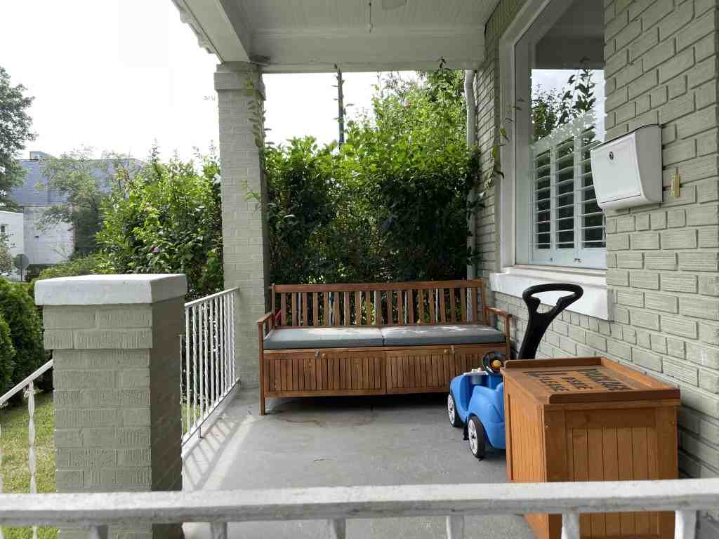 1700 D St Se #1 - Photo 4 of 48