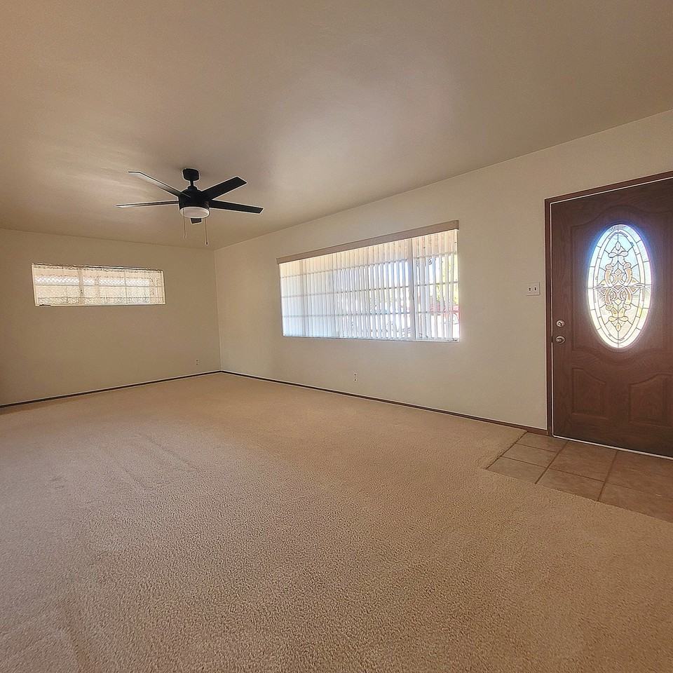 8229 E Cambridge Ave #1 - Photo 7 of 21