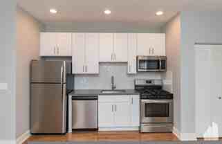 2105 N Sedgwick St - Photo 1 of 1