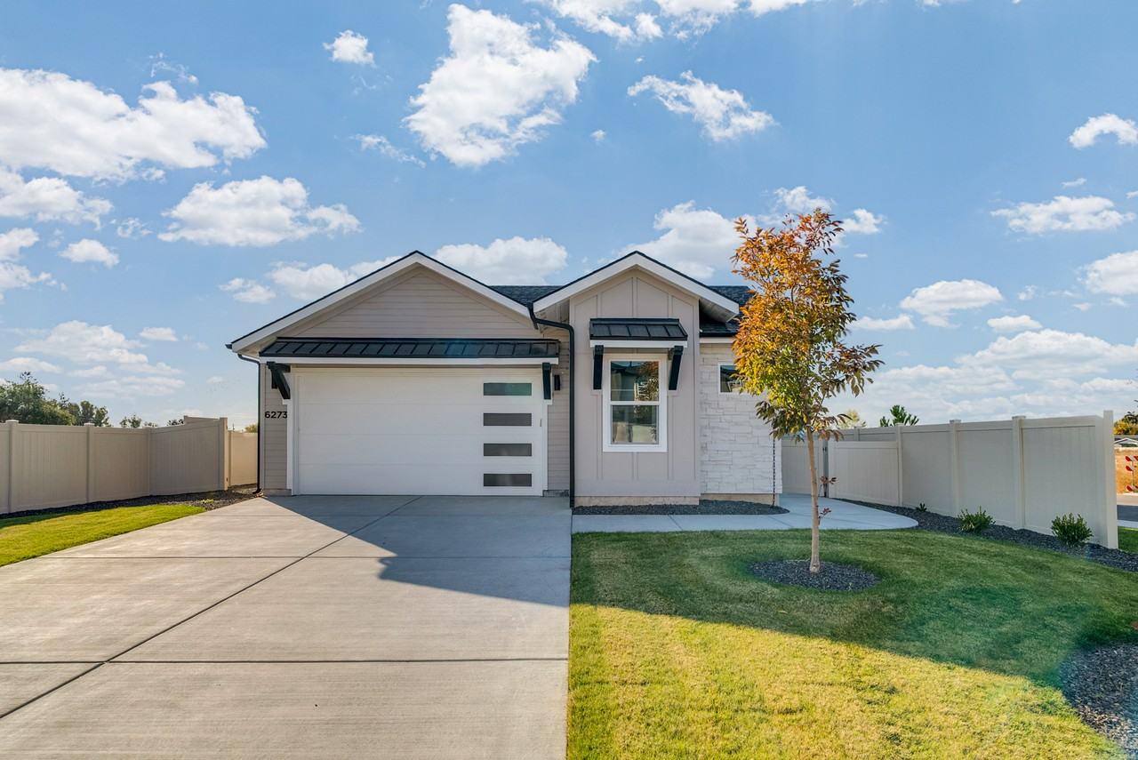 6273 S Binky Ave #1 - Photo 2 of 37