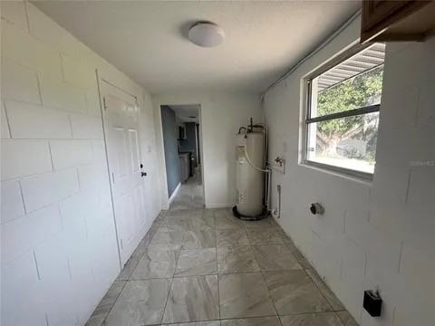 2207 N Hastings St #1 - Photo 7 of 10