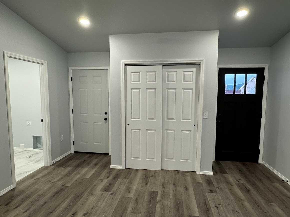 North Point Duplexes - Photo 4 of 20