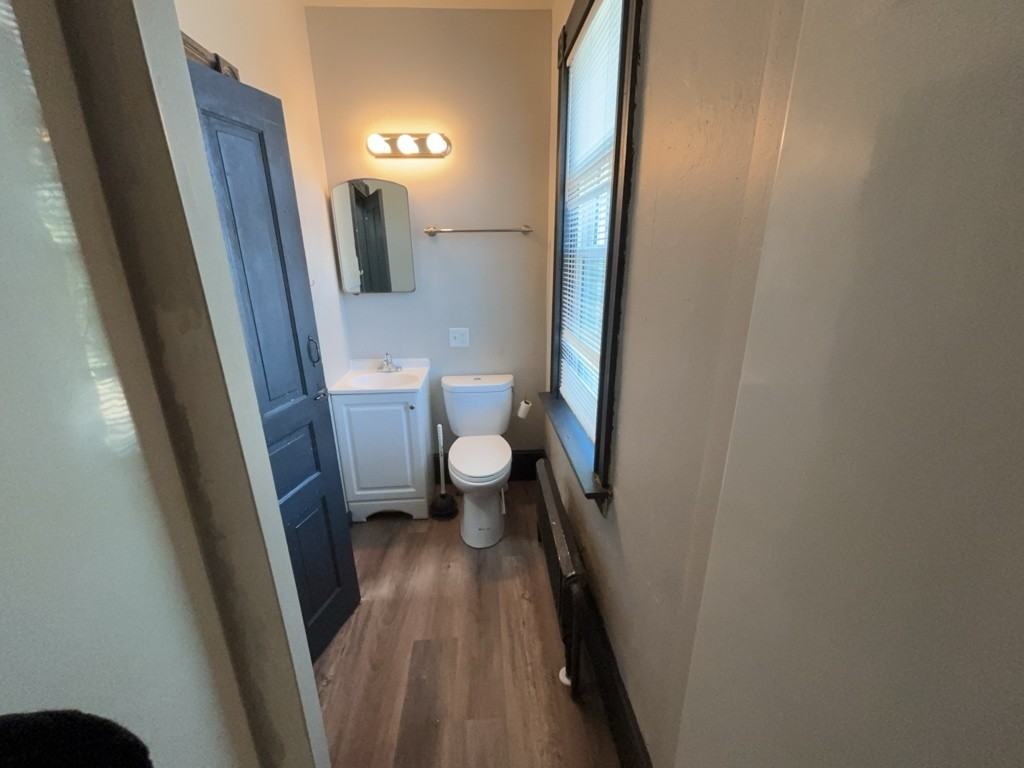 19 South Ann Street - Photo 4 of 6