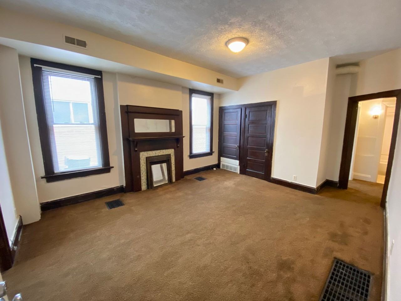 Summit St 1722 GW2 - Photo 3 of 37