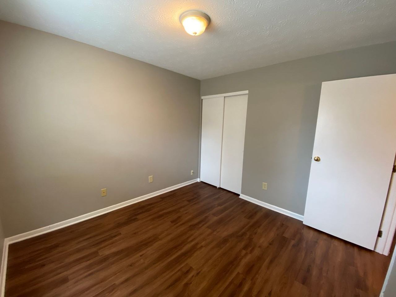 Wyandotte Ave 379 MLR - Photo 4 of 17