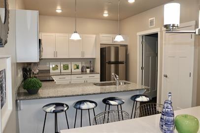 Bldg 12: Unit 212 Type 3: Standard - Photo 3 of 17