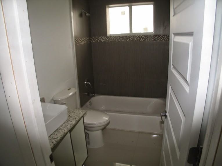 540 74 ST - Photo 4 of 13