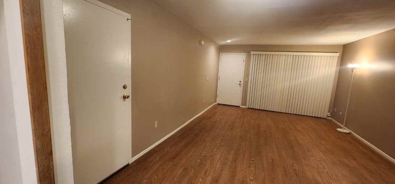 4320 50th Street #4 - Photo 2 of 21