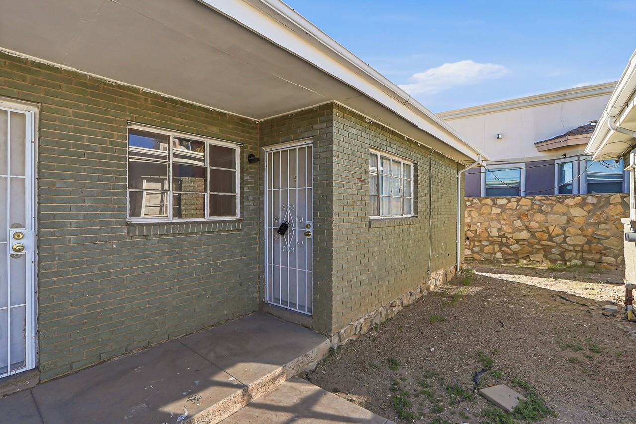 3912 Kemp Avenue - Photo 2 of 18