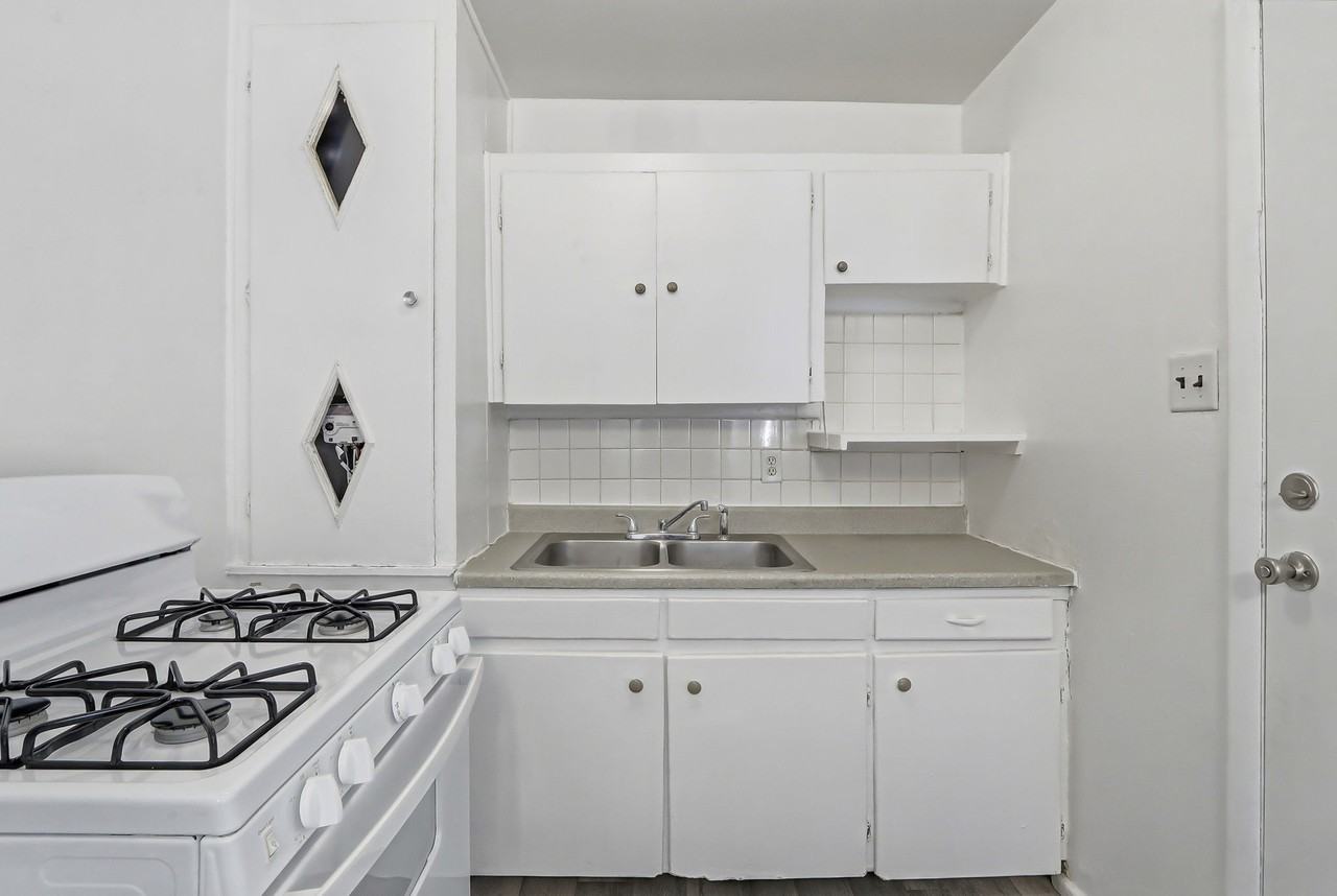 3912 Kemp Avenue - Photo 6 of 18