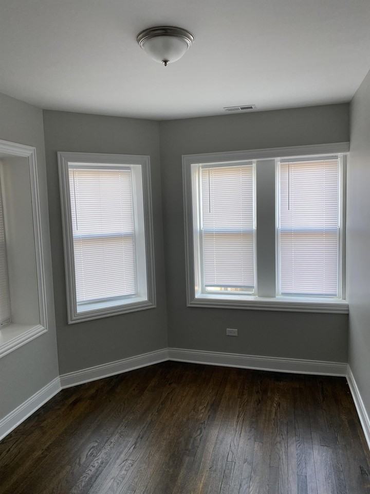 Essex 78 - Photo 7 of 11