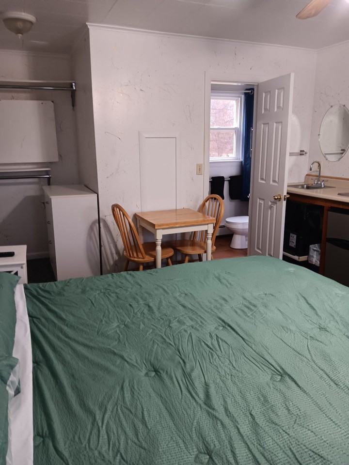 803 Western Avenue - Photo 3 of 5