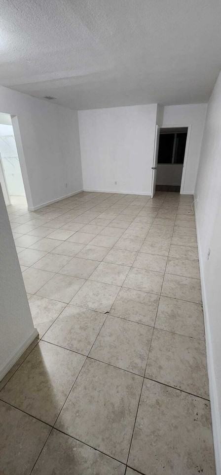 48 - 1945 Calais Drive - Photo 6 of 7