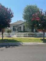 featured image of 916 12th St #1