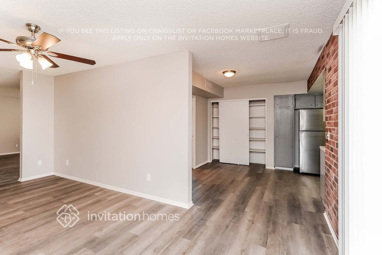 1721 E 8th St - Photo 6 of 16