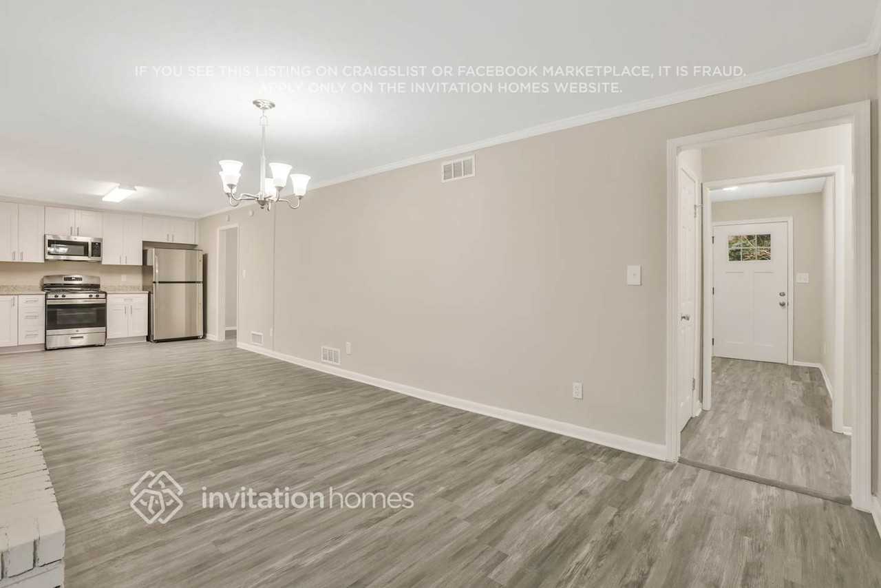 3325 Kingfisher Dr - Photo 6 of 29