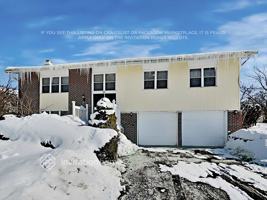 featured image of 640 N Ashbury Ave