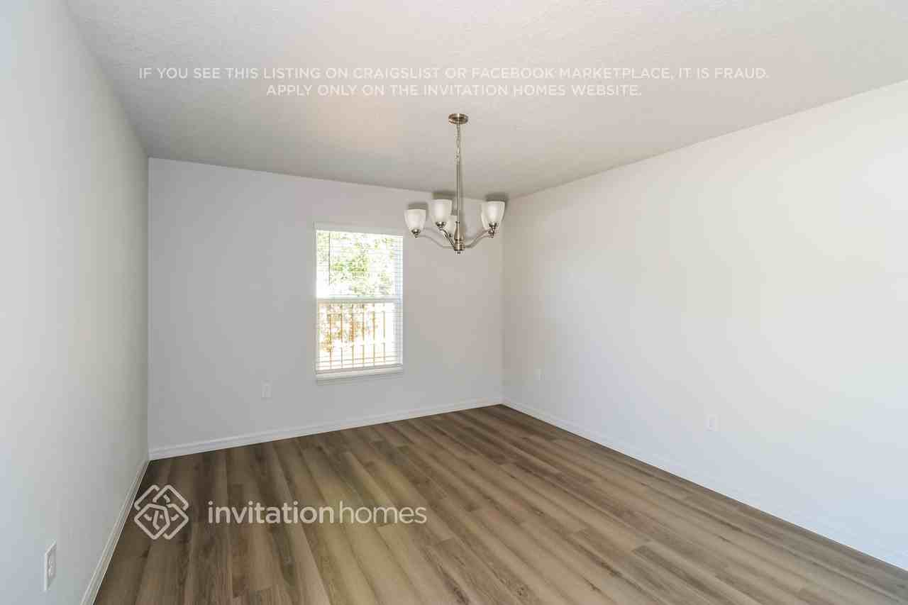 2096 Olympia Ave Sw - Photo 6 of 16