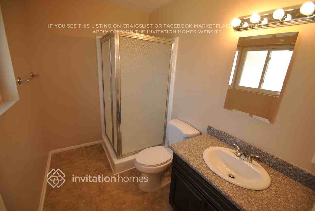 3916 W Glenn Dr - Photo 6 of 13