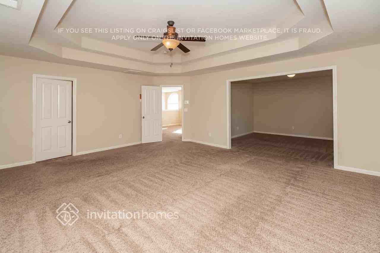 4169 Kenwood Trl - Photo 5 of 11