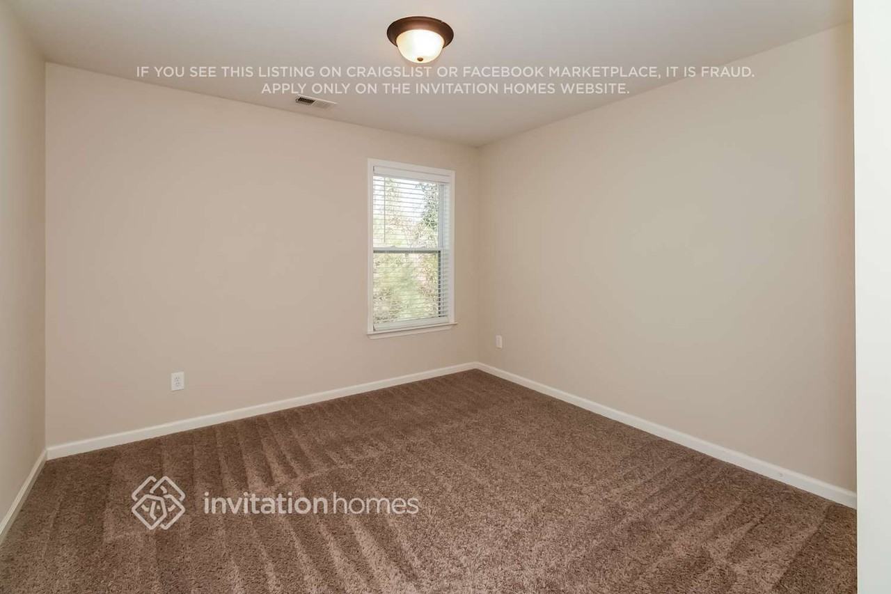 4169 Kenwood Trl - Photo 6 of 11