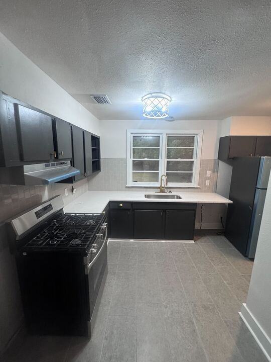 4704 Belle Wood Dr S #1 - Photo 5 of 21