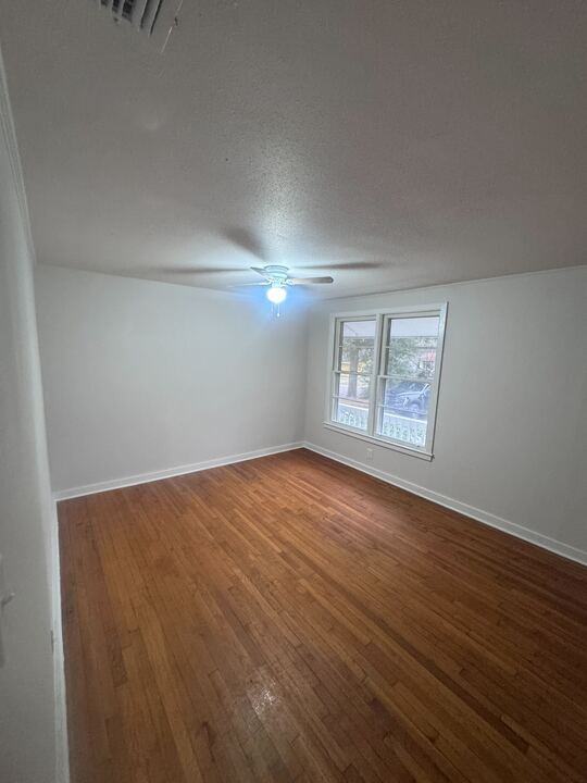 4704 Belle Wood Dr S #1 - Photo 7 of 21