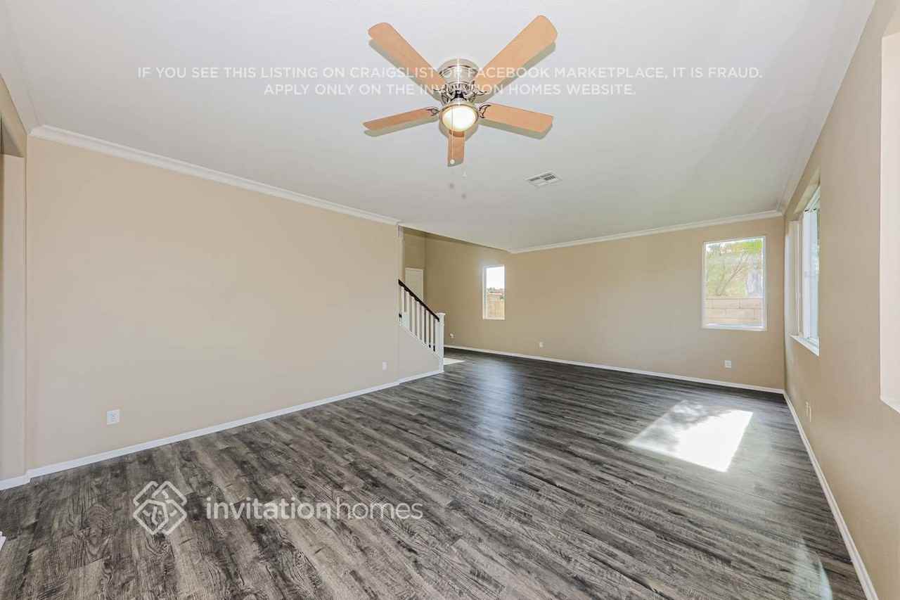 38859 Autumn Woods Rd - Photo 5 of 18