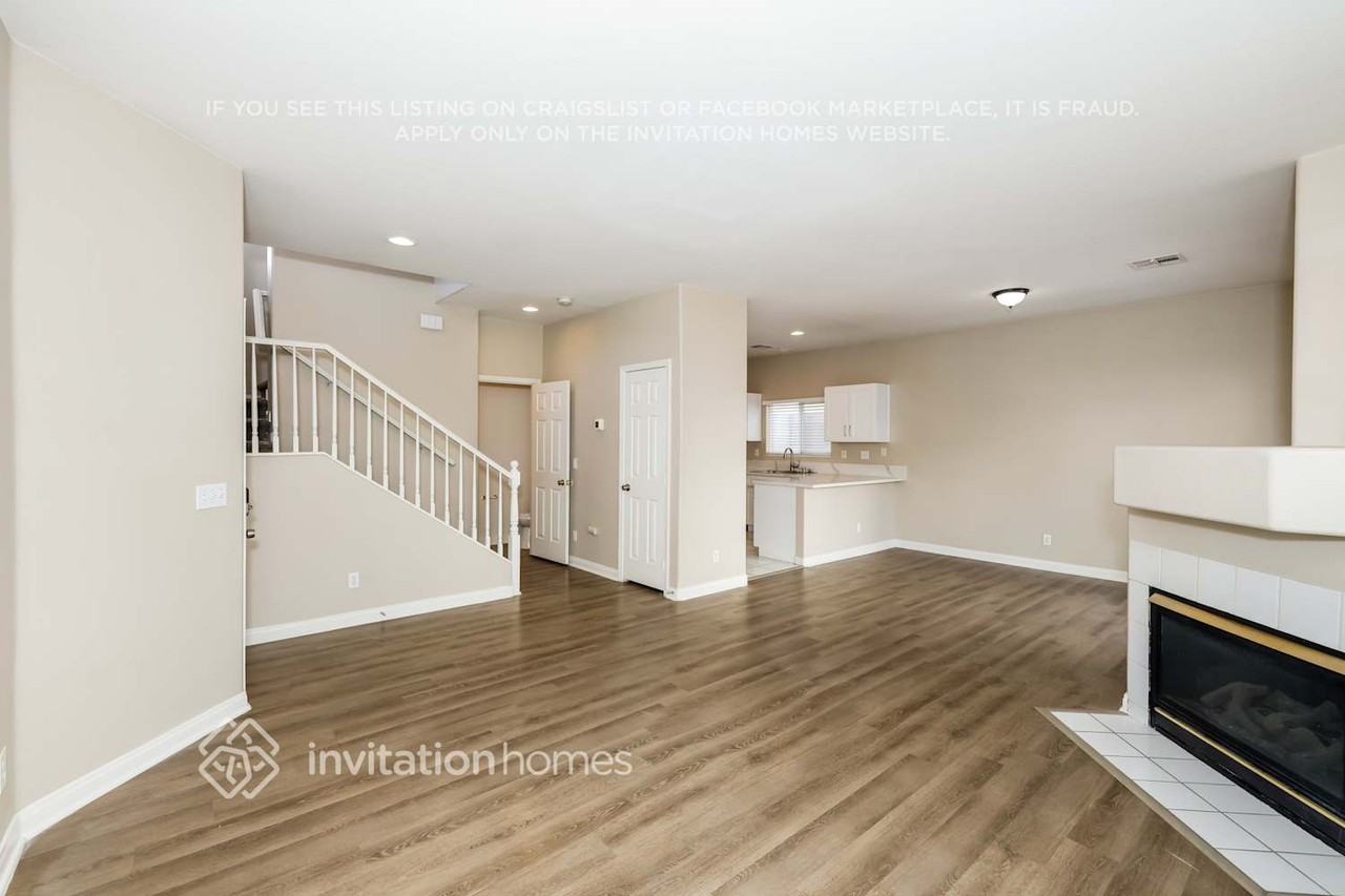 8428 Opal Splendor Ave - Photo 6 of 18