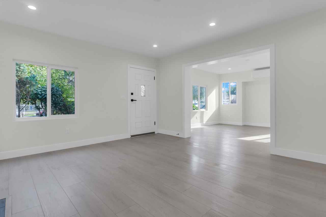 4059 Denker Ave #1 - Photo 7 of 19