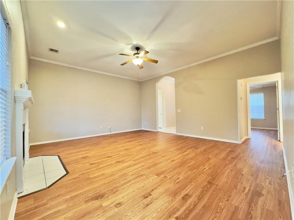 4901 Roxbury Way - Photo 2 of 17