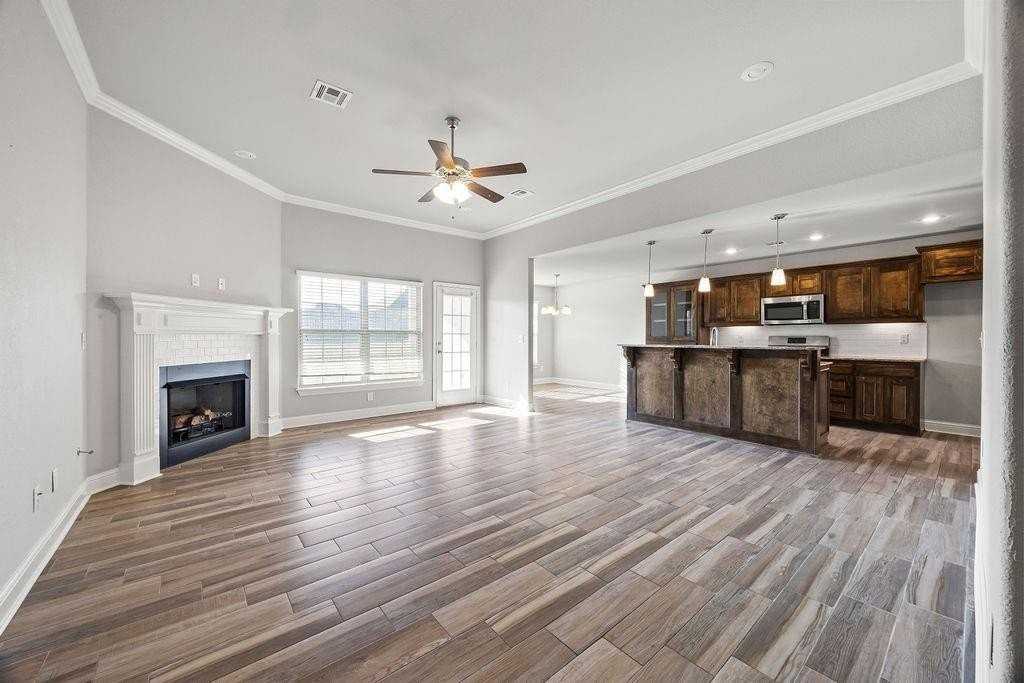 2031 Dover Cv - Photo 3 of 22