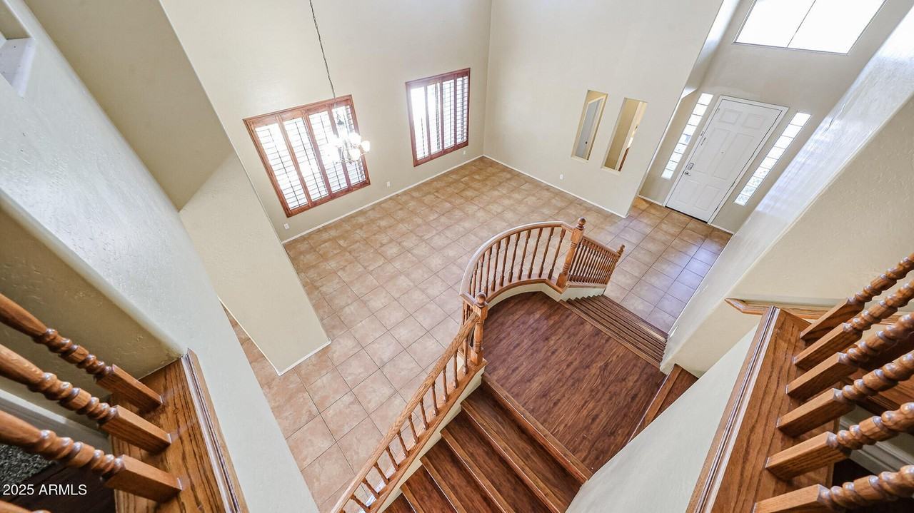 7015 W Southgate Ave - Photo 5 of 50