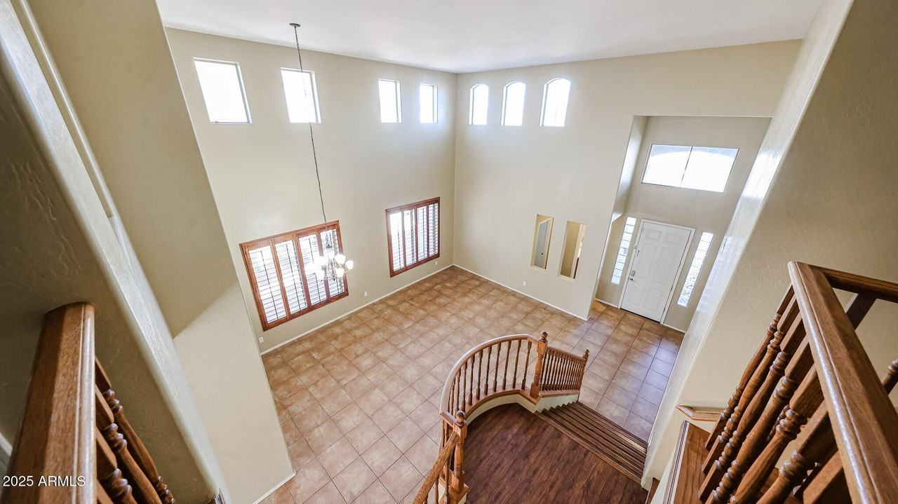 7015 W Southgate Ave - Photo 6 of 50