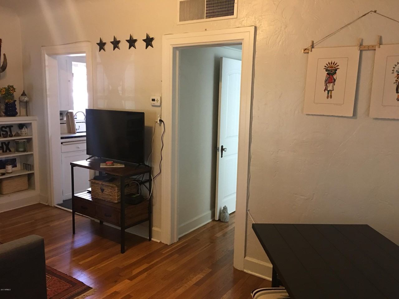 2201 N Edgemere St - Photo 4 of 27