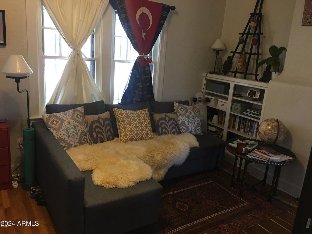 2201 N Edgemere St - Photo 6 of 27