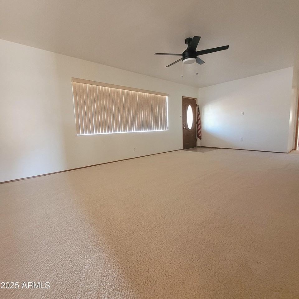 8229 E Cambridge Ave - Photo 5 of 21