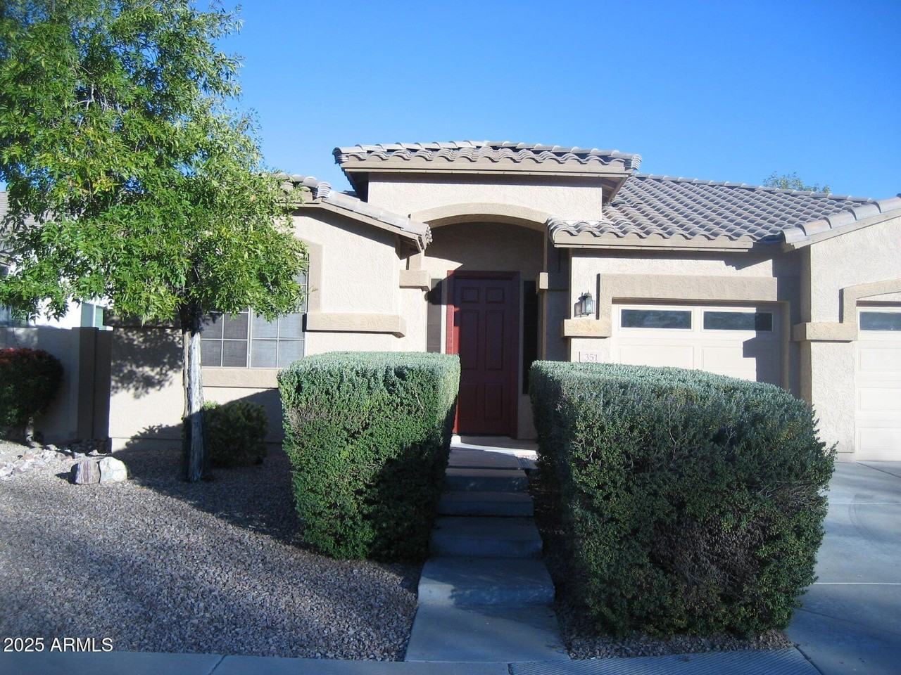 351 N Cottonwood St - Photo 7 of 33