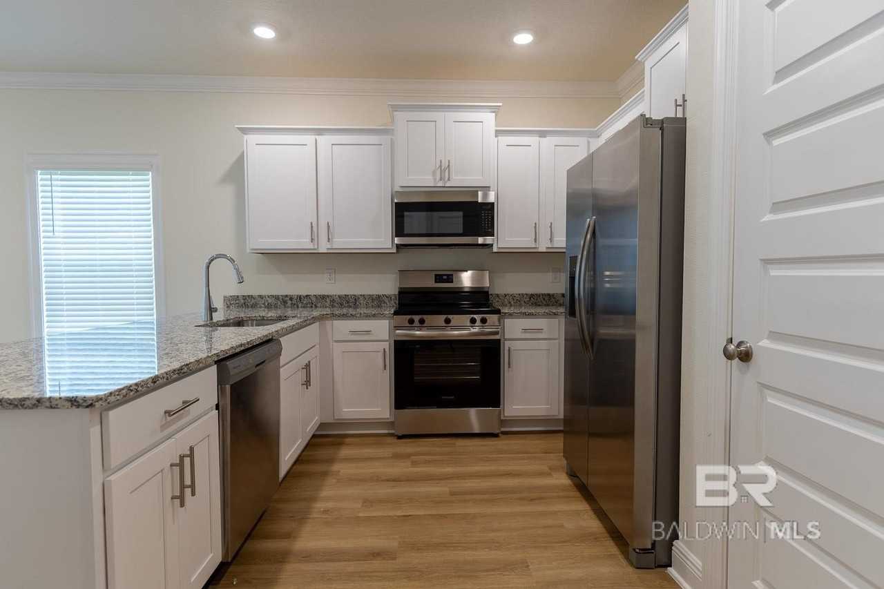 16267 Tigris Rd - Photo 4 of 15