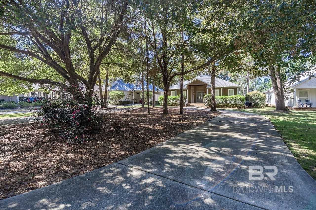 33151 Shinnecock Ln - Photo 3 of 26