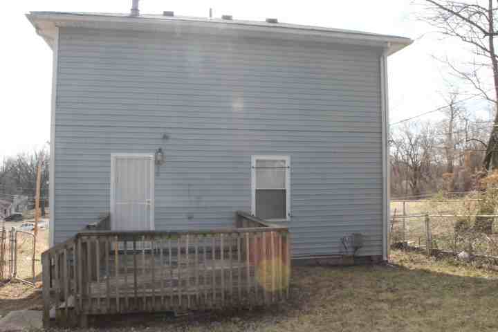 4060 E 69 Terrace - Photo 2 of 11