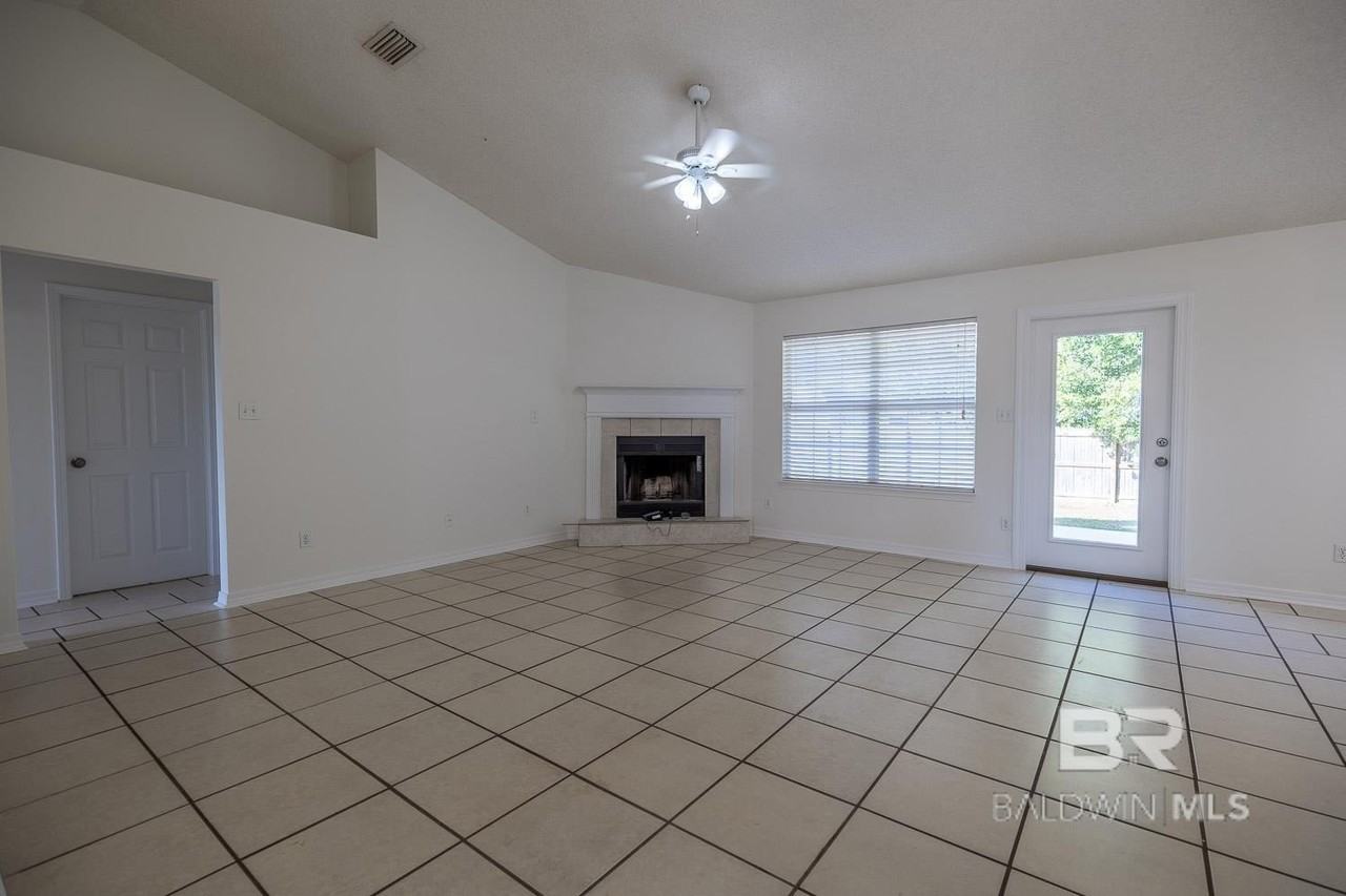 2482 W Ashford Park Dr - Photo 4 of 18